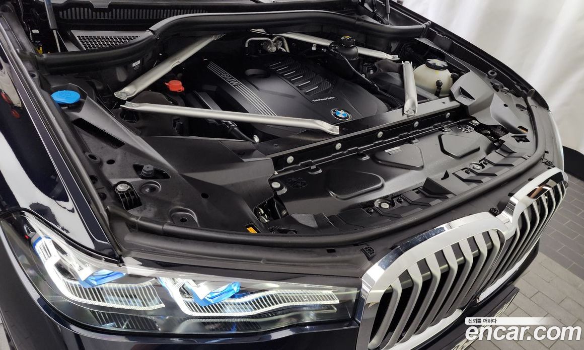 BMW X7 xDrive i40 M Sport 6STR