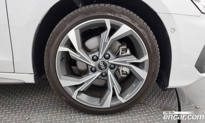 Audi A3 40 TFSI Premium