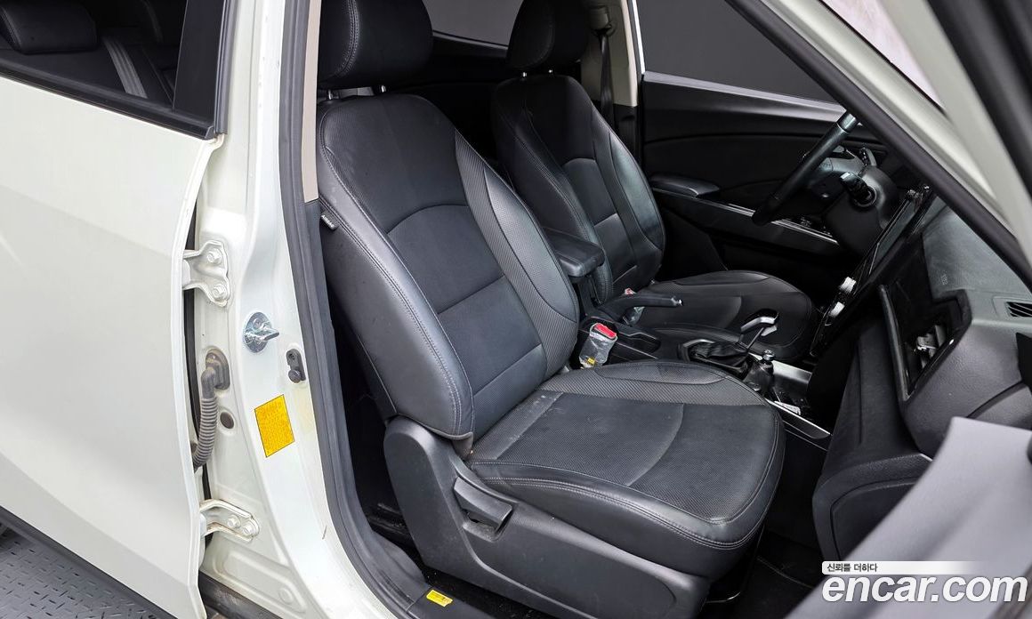 SsangYong Tivoli Gasoline 1.5 2WD