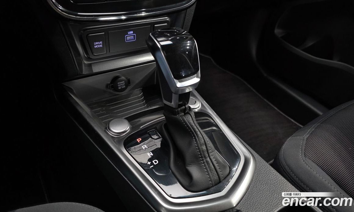 SsangYong Tivoli Gasoline 1.5 2WD
