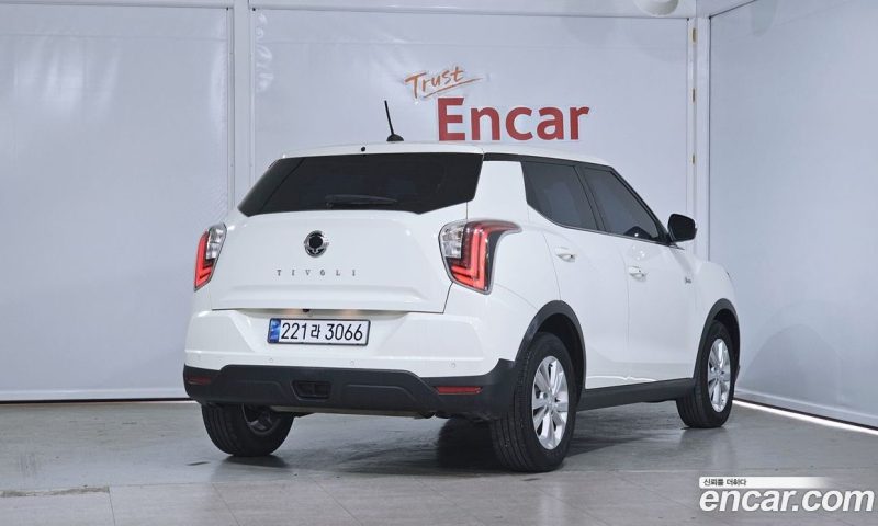 SsangYong Tivoli Gasoline 1.5 2WD
