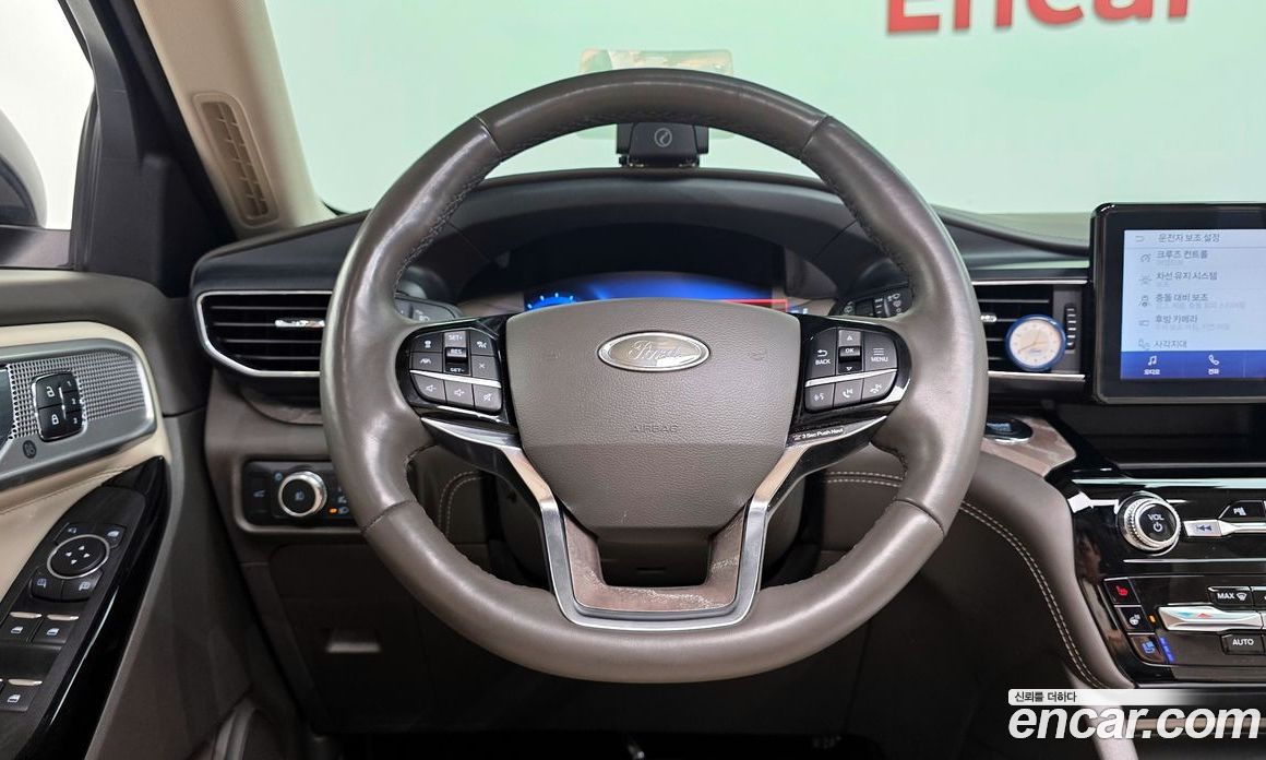 Ford Explorer 3.0 Platinum 4WD