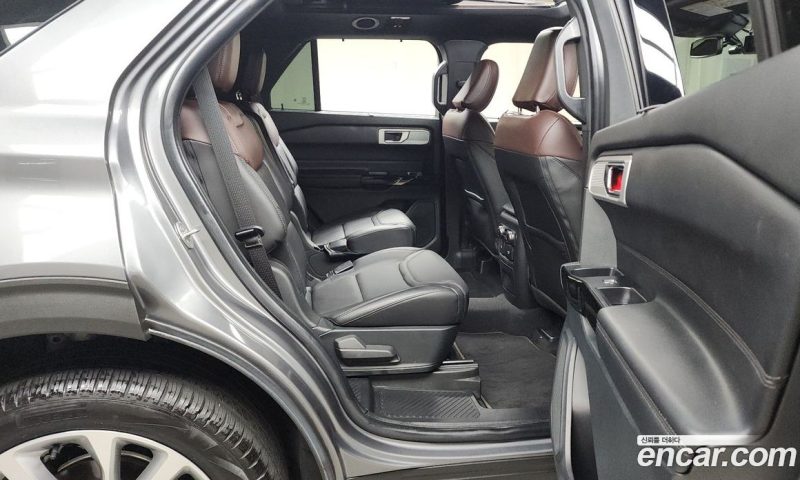 Ford Explorer 3.0 Platinum 4WD