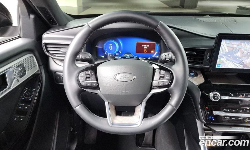 Ford Explorer 3.0 Platinum 4WD