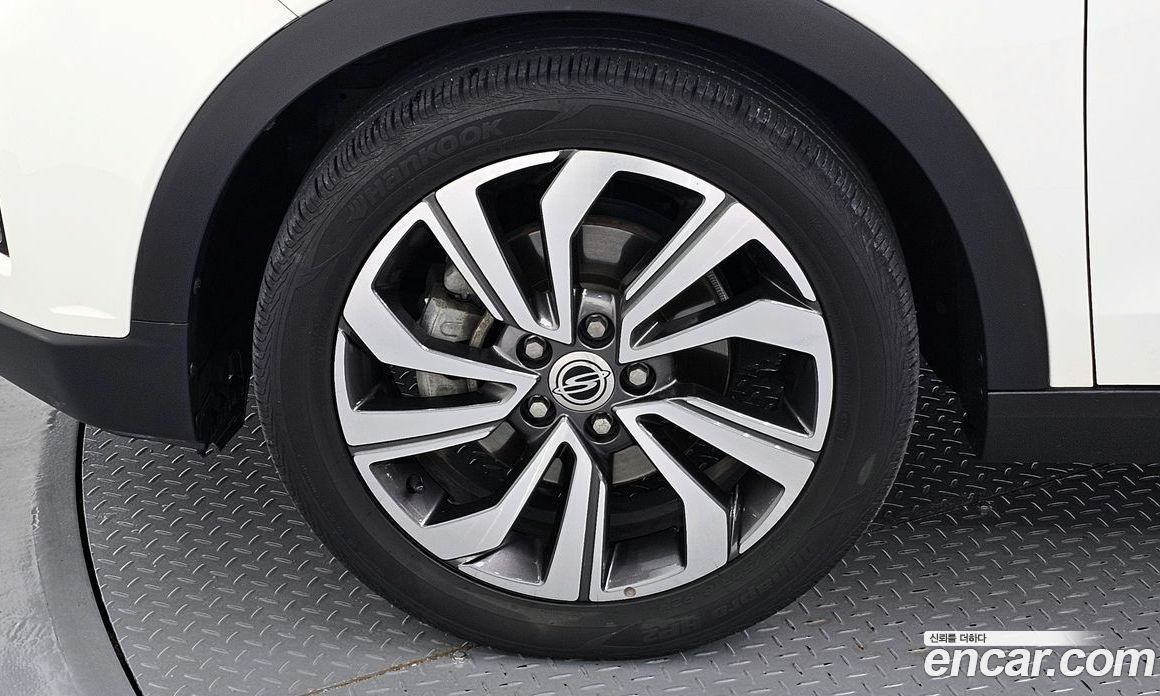 SsangYong Tivoli Gasoline 1.5 2WD