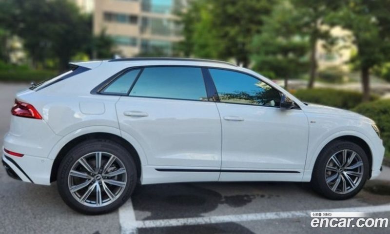 Audi Q8 55 TFSI Quattro Premium