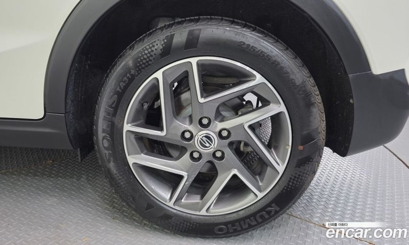 SsangYong Tivoli Gasoline 1.5 2WD