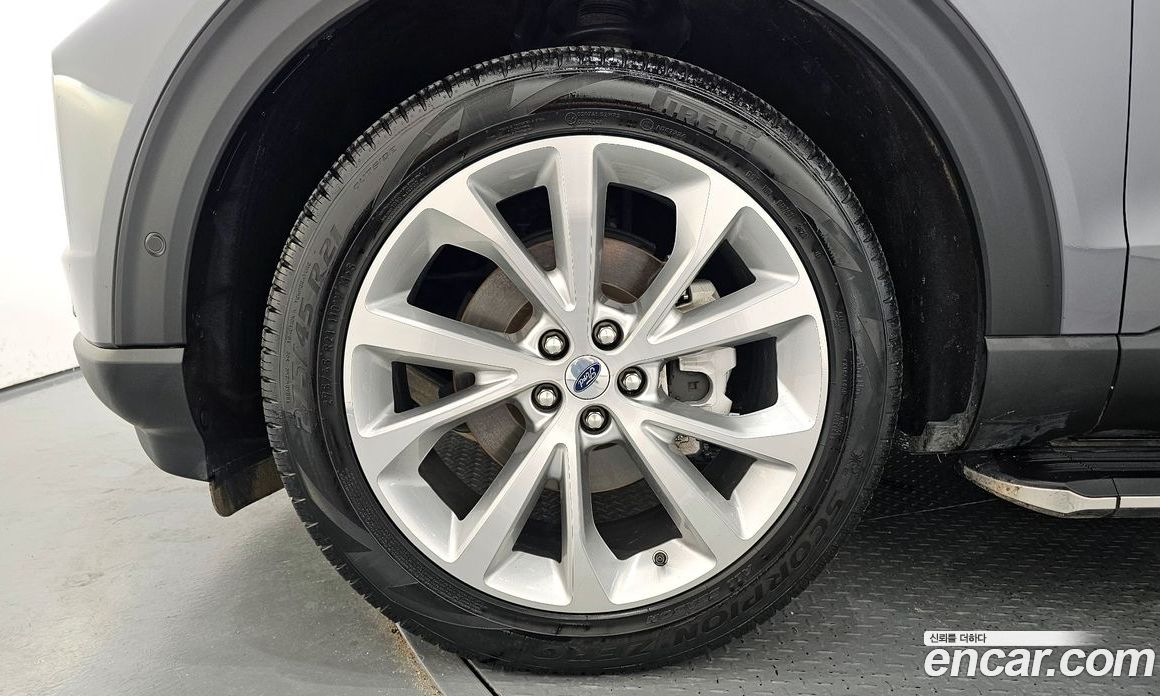 Ford Explorer 3.0 Platinum 4WD