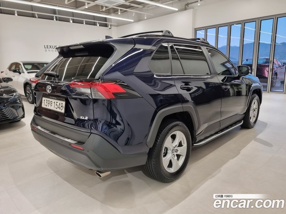 Toyota RAV4 2.5 2WD