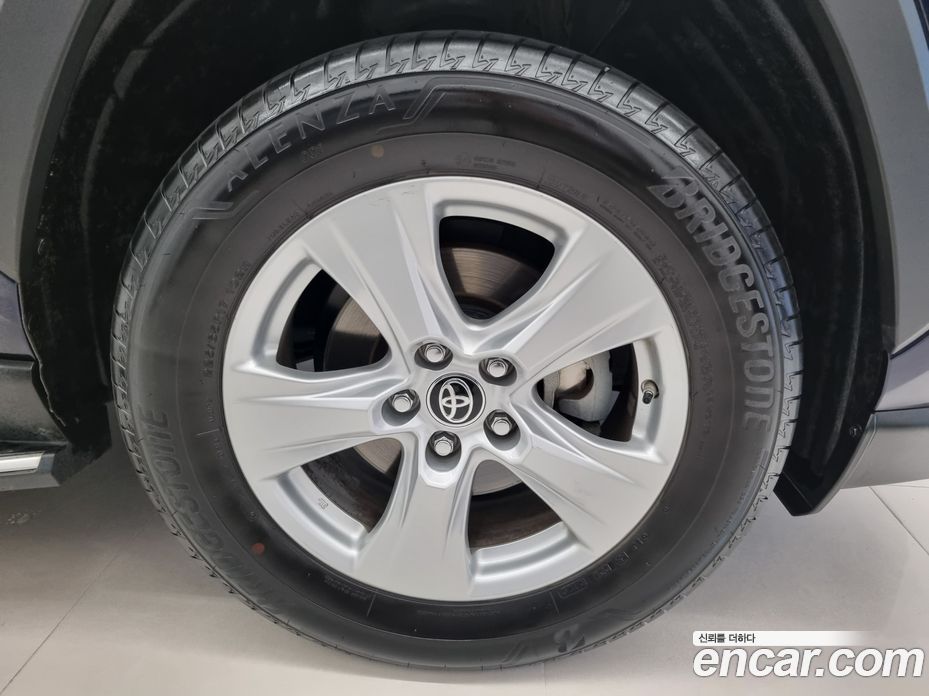 Toyota RAV4 2.5 2WD
