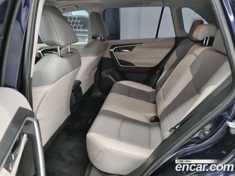Toyota RAV4 2.5 2WD
