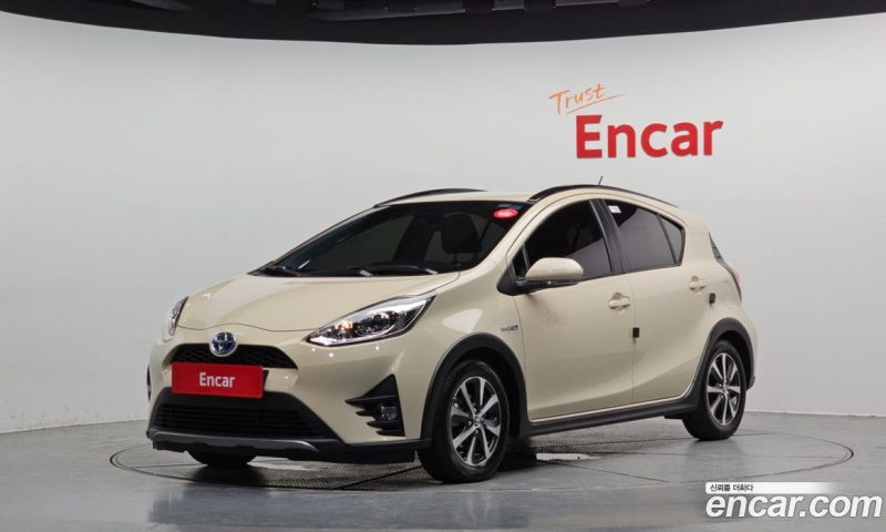Toyota Prius 1.5 Crossover