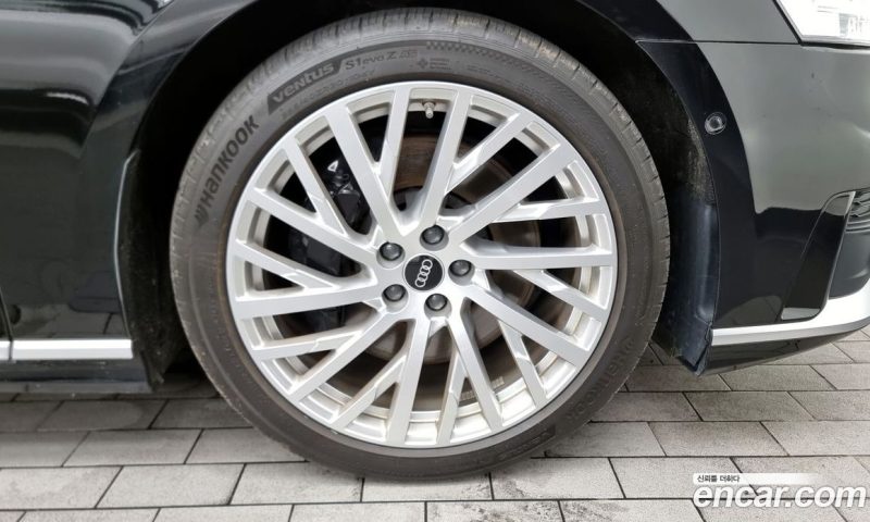 Audi A8 55 TFSI Quattro LWB