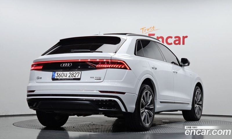 Audi Q8 55 TFSI Quattro Premium