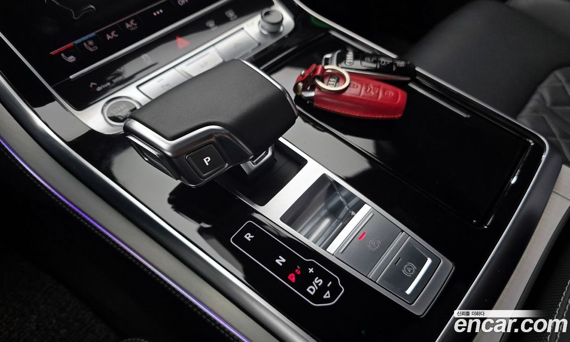 Audi Q8 55 TFSI Quattro Premium