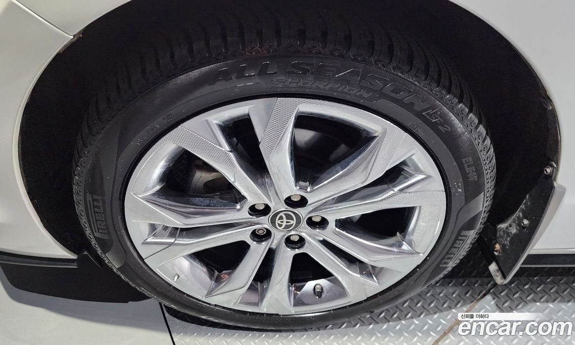 Toyota Sienna 2.5 Hybrid 2WD