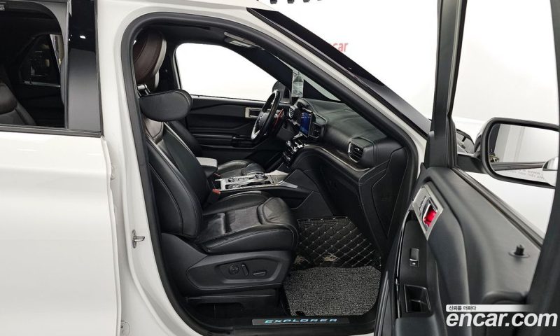 Ford Explorer 3.0 Platinum 4WD