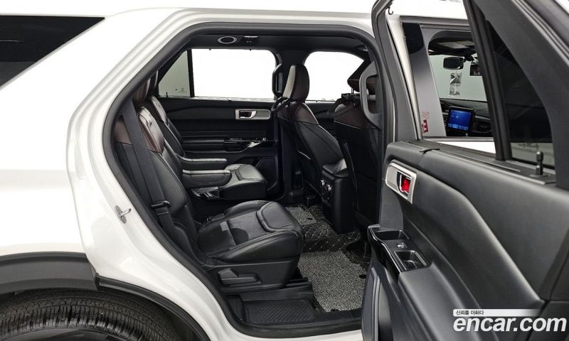 Ford Explorer 3.0 Platinum 4WD