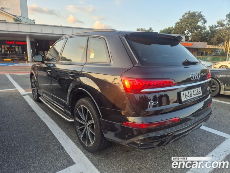 Audi Q7 55 TFSI Quattro Premium