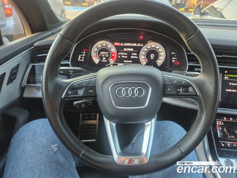 Audi Q7 55 TFSI Quattro Premium