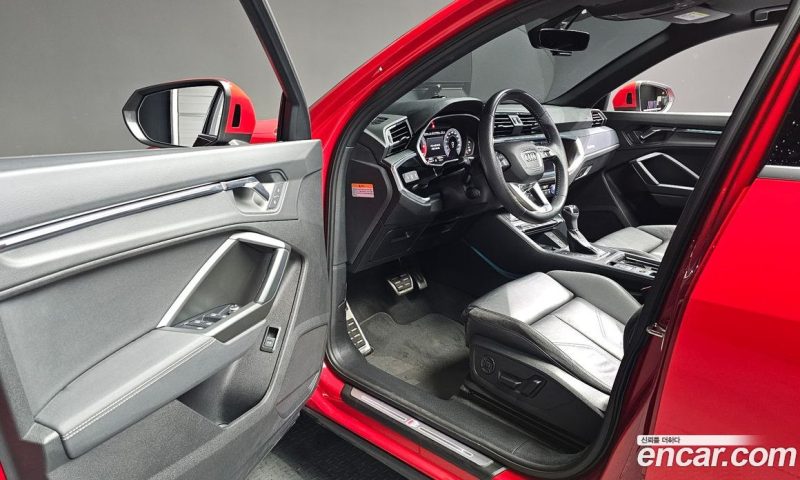 Audi Q3 35 TDI Premium Sportback