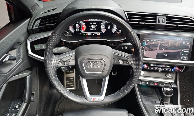 Audi Q3 35 TDI Premium Sportback