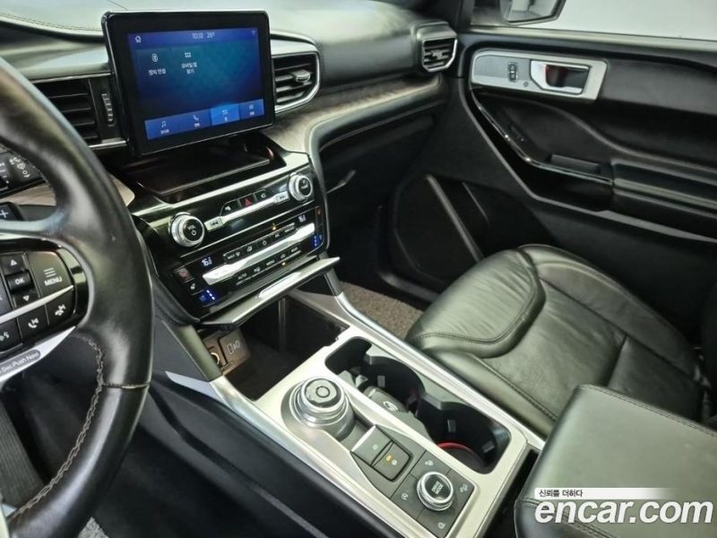 Ford Explorer 3.0 Platinum 4WD