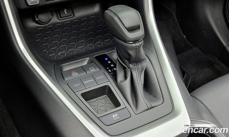 Toyota RAV4 2.5 2WD Hybrid