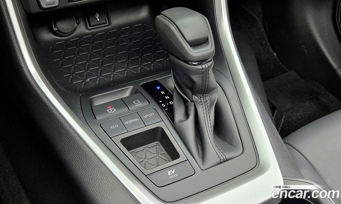 Toyota RAV4 2.5 2WD Hybrid