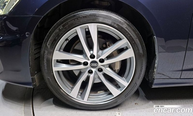 Audi A6 45 TFSI Premium