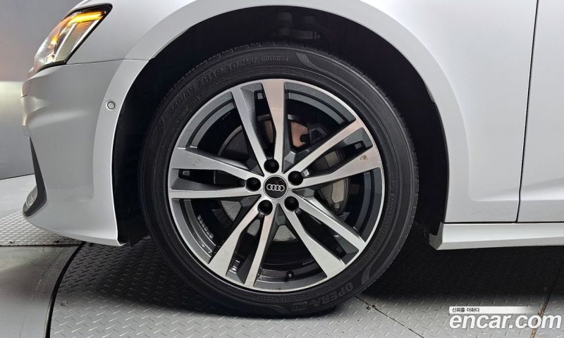 Audi A6 45 TFSI Quattro Premium