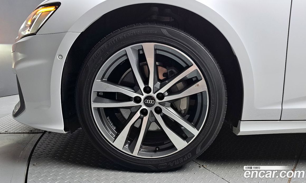 Audi A6 45 TFSI Quattro Premium