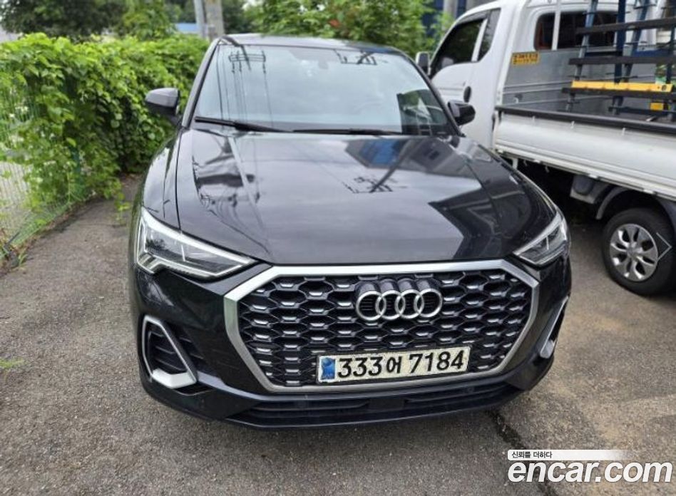 Audi Q3 35 TDI Premium Sportback