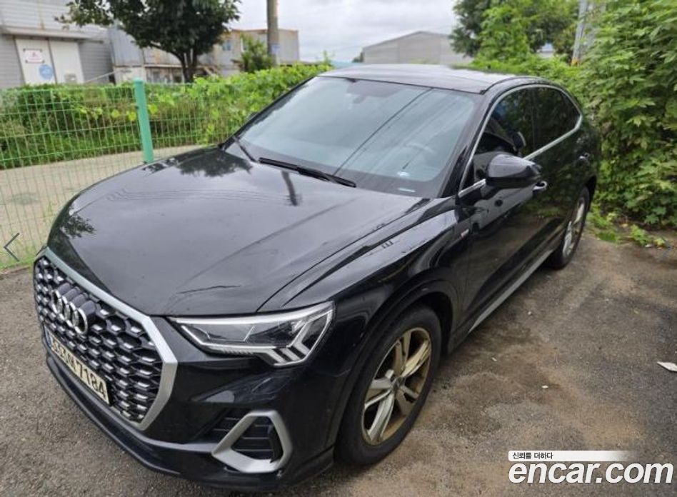 Audi Q3 35 TDI Premium Sportback