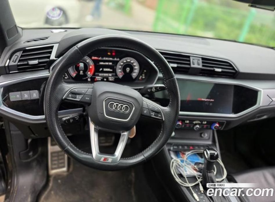 Audi Q3 35 TDI Premium Sportback