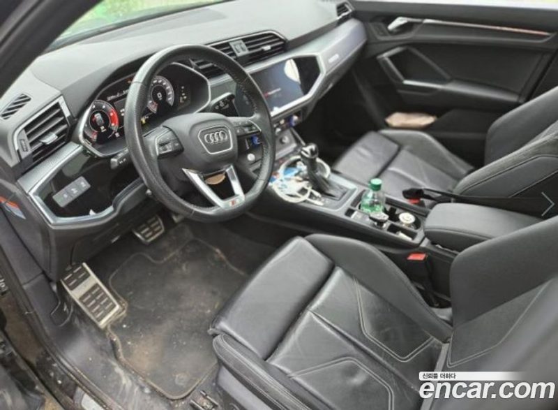 Audi Q3 35 TDI Premium Sportback