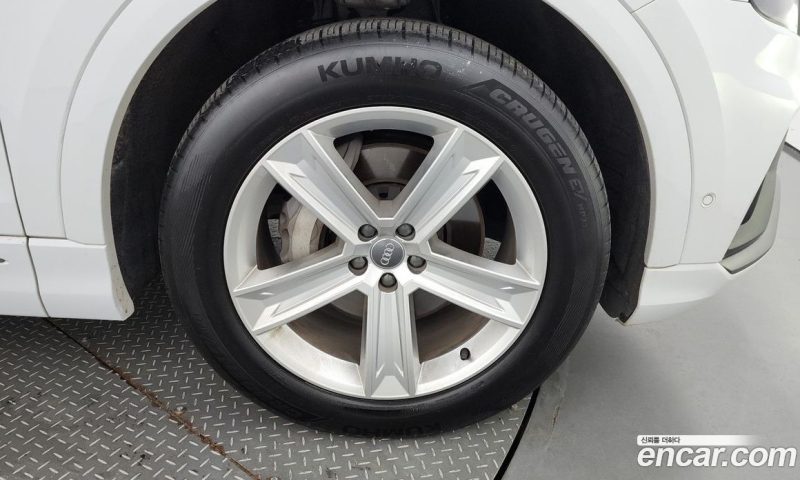 Audi Q8 45 TDI Quattro Premium