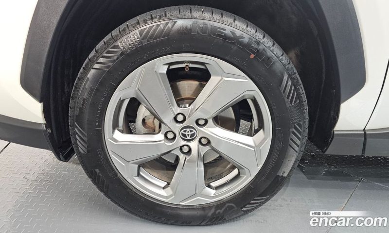 Toyota RAV4 2.5 2WD Hybrid