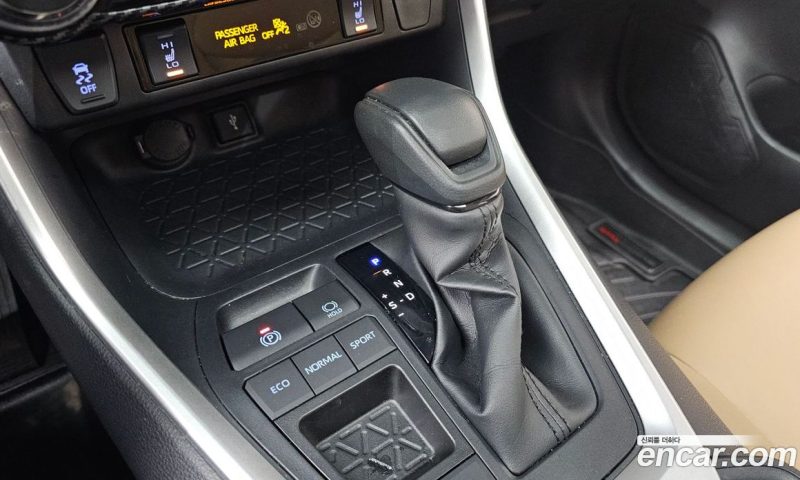 Toyota RAV4 2.5 2WD Hybrid