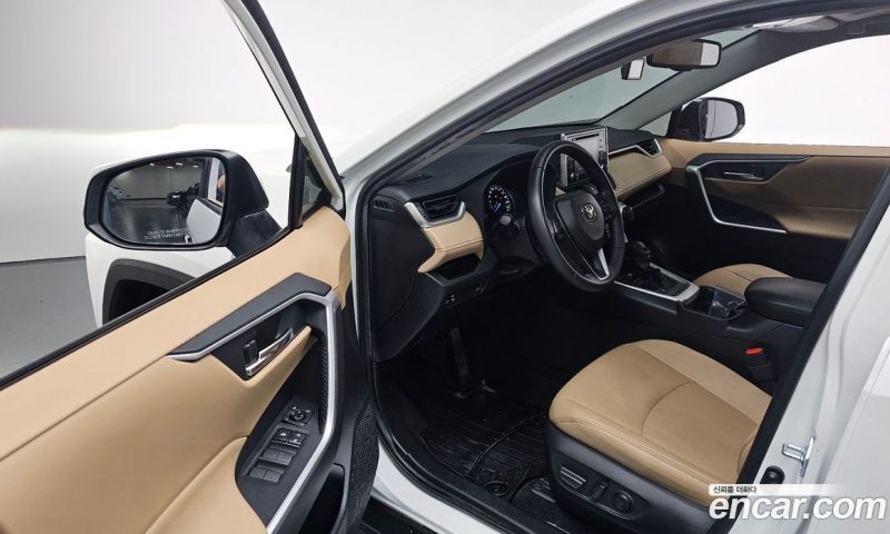 Toyota RAV4 2.5 2WD Hybrid