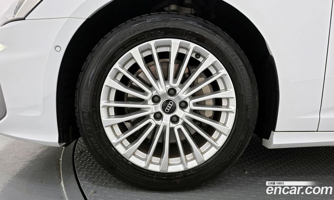 Audi A6 45 TFSI Premium