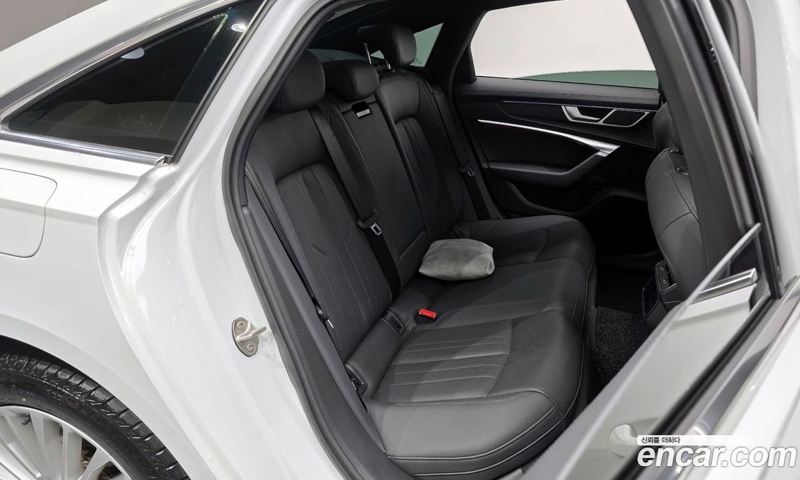 Audi A6 45 TFSI Premium