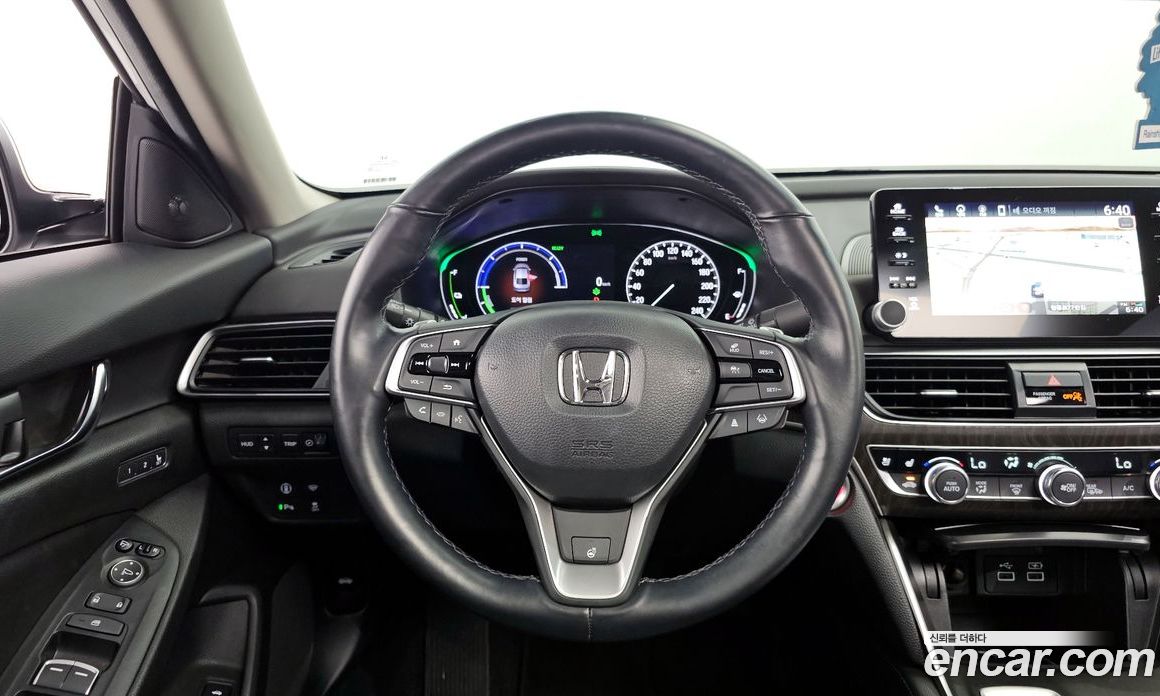 Honda Accord 2.0 Hybrid Touring