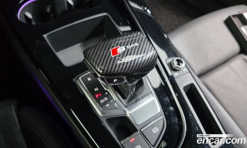Audi A4 40 TFSI Premium