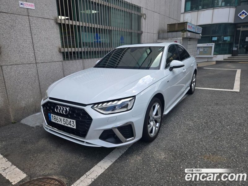 Audi A4 40 TFSI Premium