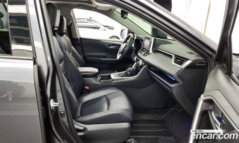 Toyota RAV4 2.5 2WD Hybrid