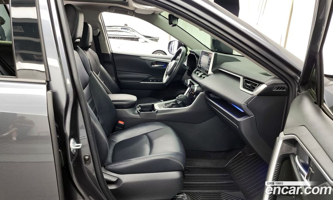 Toyota RAV4 2.5 2WD Hybrid