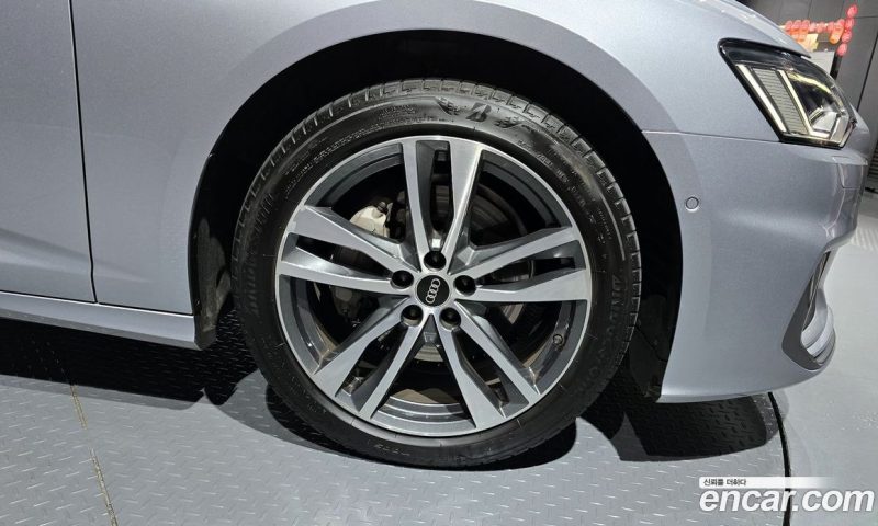 Audi A6 45 TFSI Quattro Premium