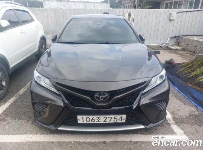 Toyota Camry 2.5 Sport Edition(Nono Tone)