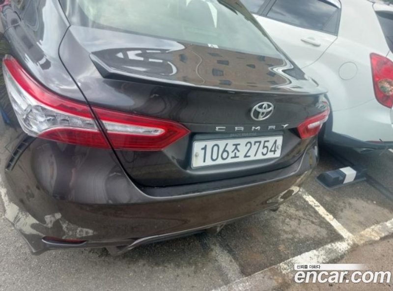 Toyota Camry 2.5 Sport Edition(Nono Tone)